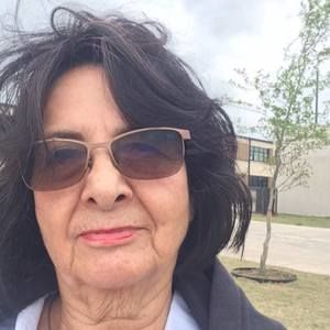 Meet your Posher, Lupe